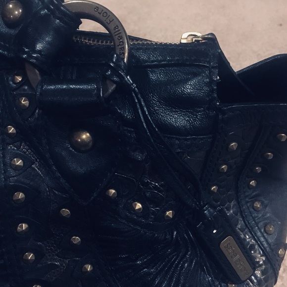 Isabella Fiore Black Leather Stud Shoulder Bag - Picture 3 of 8